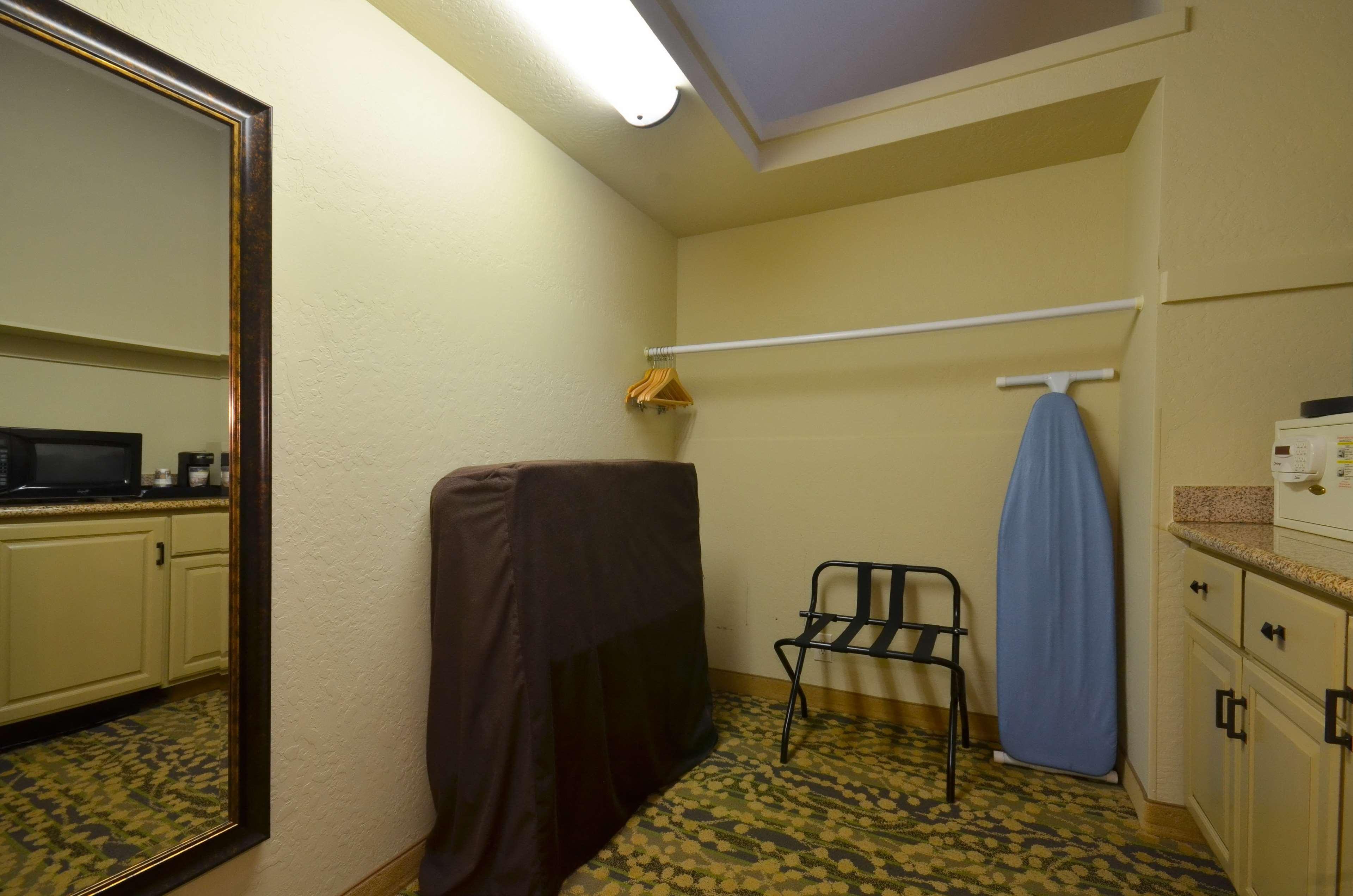 Best Western The & Hotel